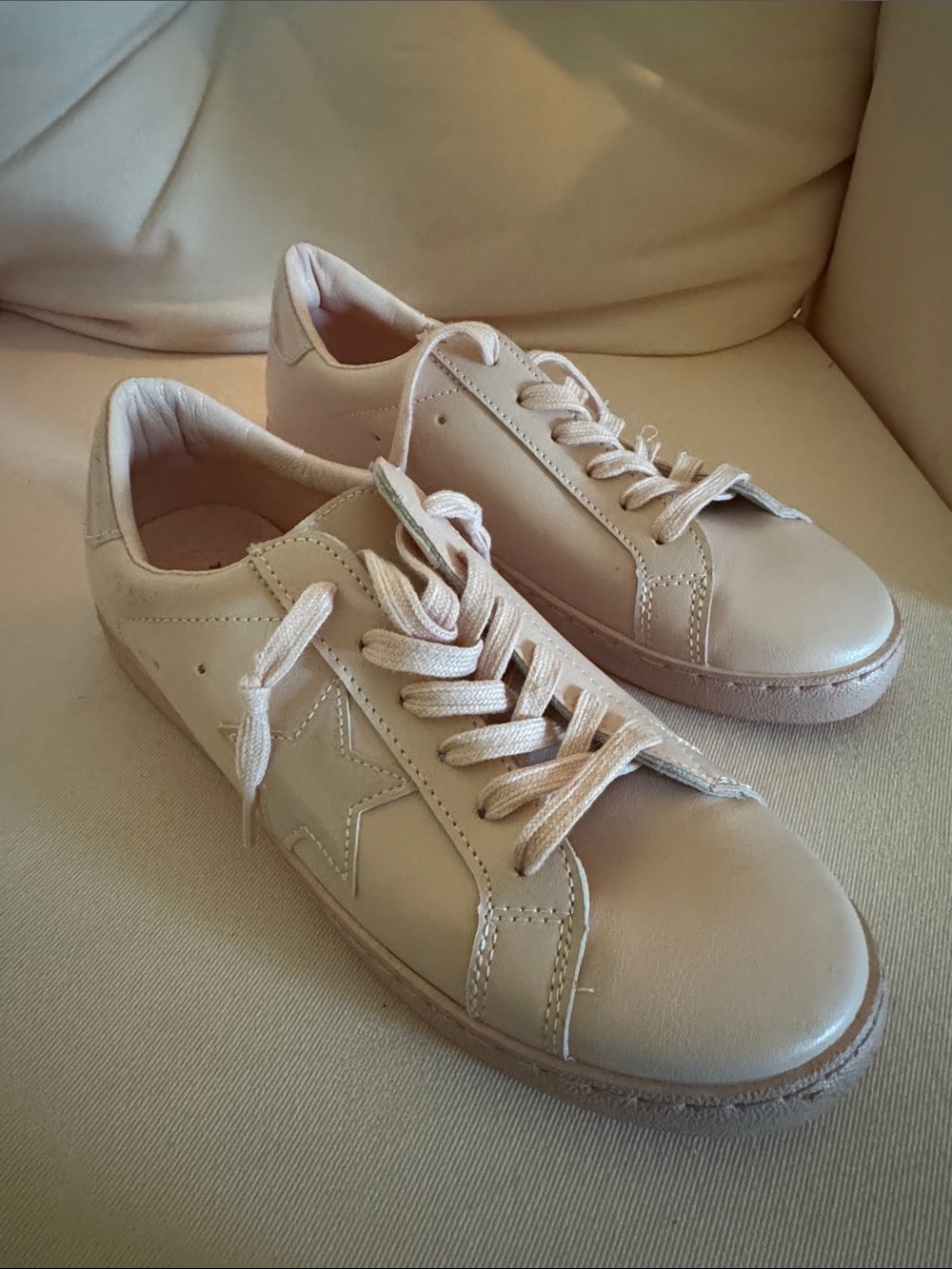 Vintage Women’s Sneakers in Light Pink-Beige